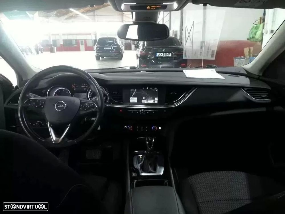 Opel Insignia Grand Sport - 8