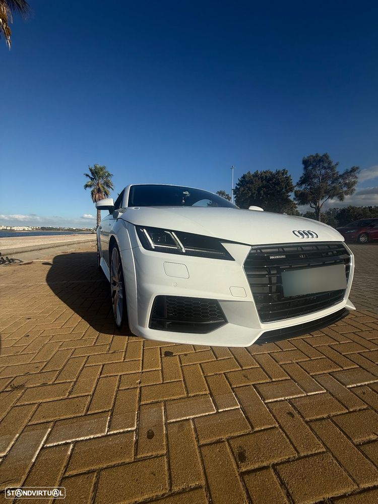 Audi TT Coupé - 4