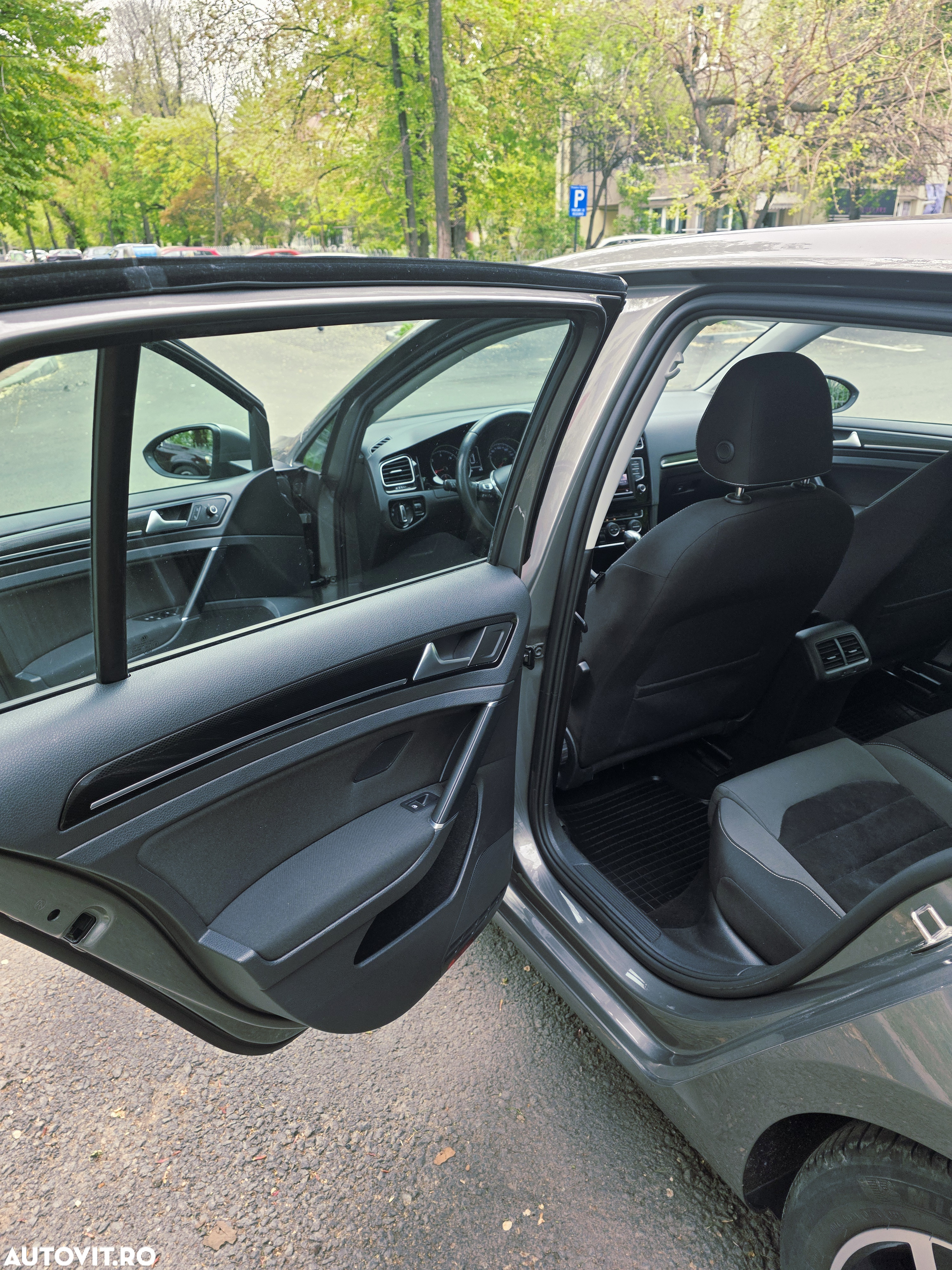 Volkswagen Golf 2.0 TDI DPF BMT DSG Comfortline - 13