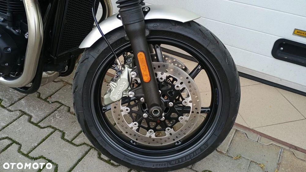 Triumph Speed Twin - 26