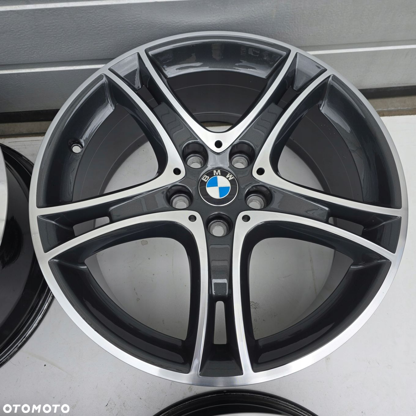 BMW F45 F46 F40 F44 5x112 18 IS57 ET57 JAK NOWE 4X - 5