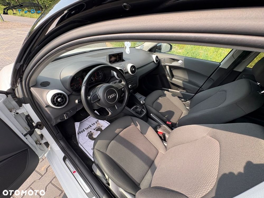 Audi A1 Sportback 1.2 TFSI S line edition m S line Sportpaket - 27