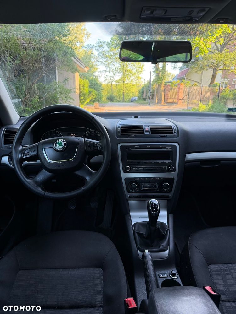 Skoda Octavia 2.0 TDI DPF Ambition - 6