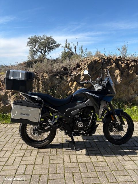 Macbor Montana XR1 125 - 4