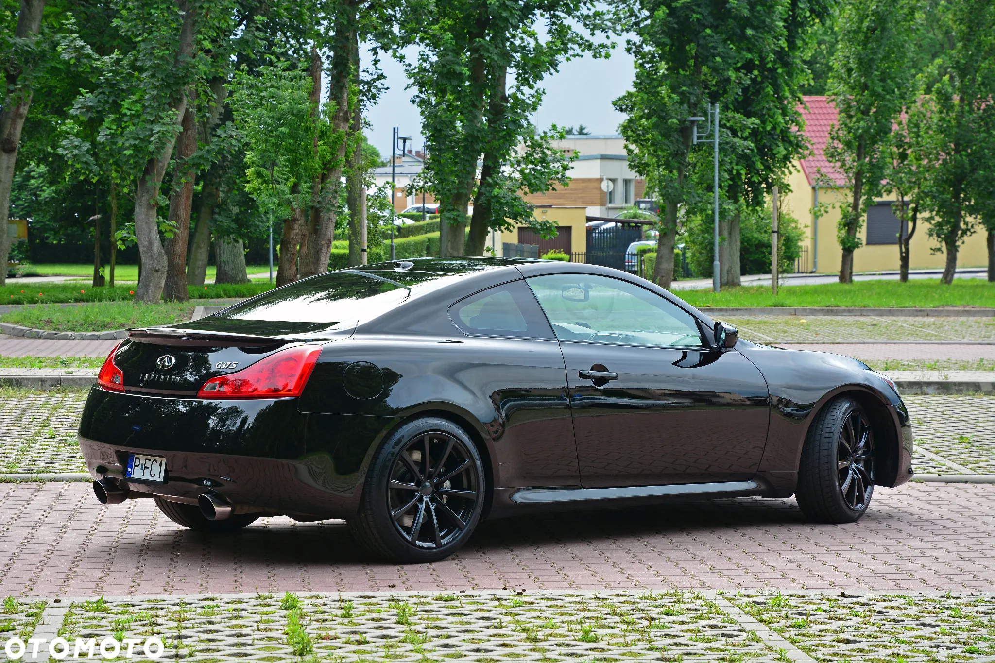 Infiniti G G37 S - 11