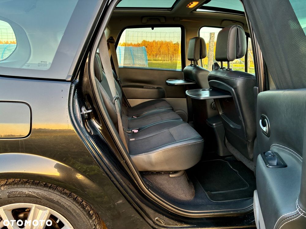 Renault Grand Scenic - 22