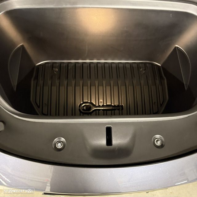 Tesla Model Y Long Range Tração Integral - 9