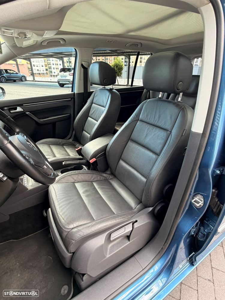 VW Touran 1.6 TDI DPF BlueMotion DSG Highline - 10