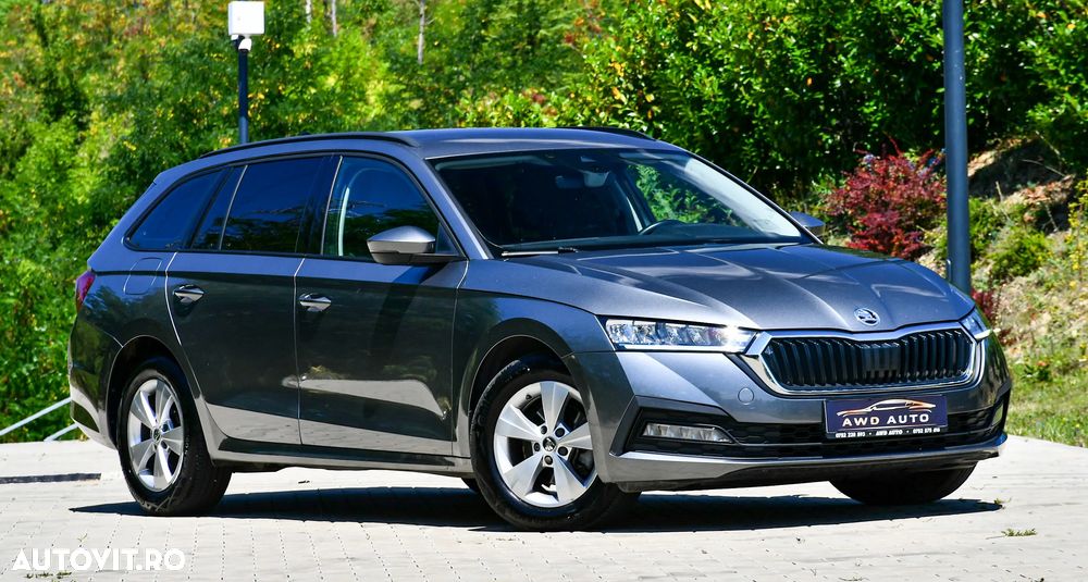 Skoda Octavia 2.0 TDI DSG Ambition - 3