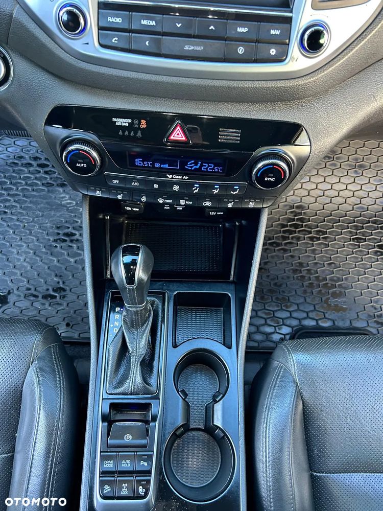 Hyundai Tucson 2.0 CRDi 4WD Automatik Intro Edition - 7