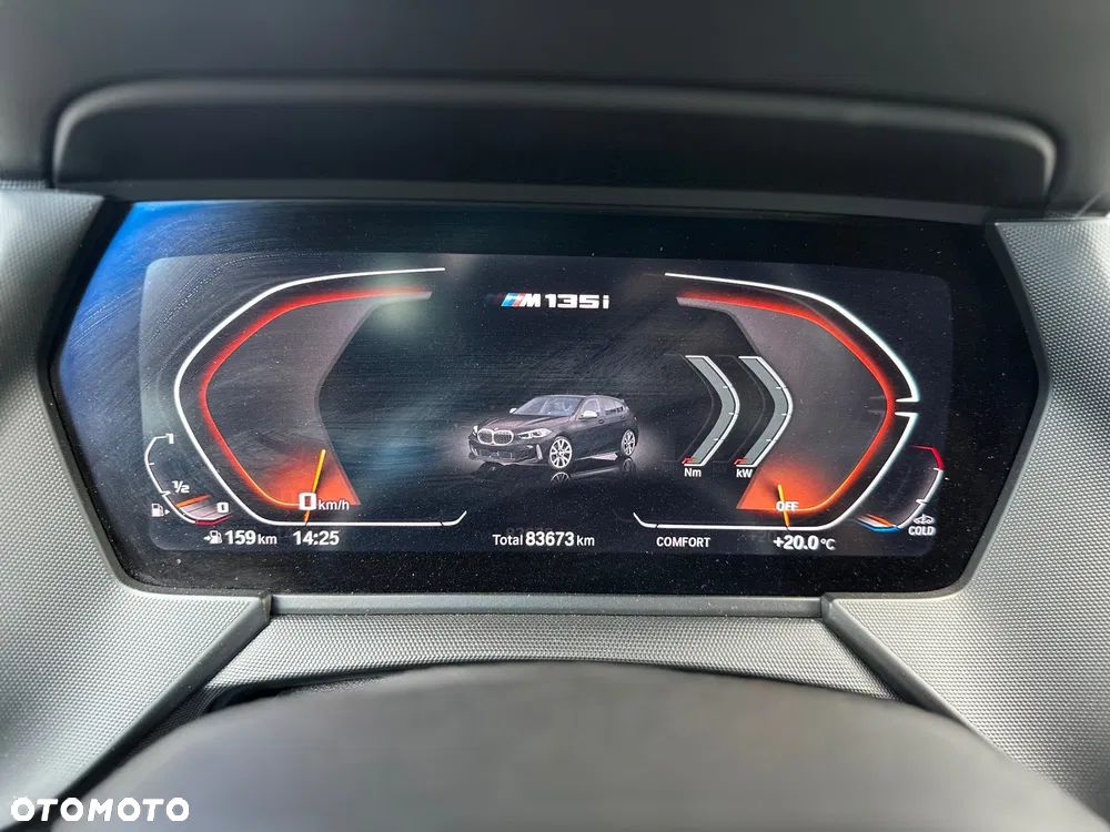 BMW Seria 1 M135i xDrive Edition Colorvision - 36