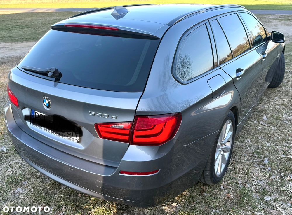 BMW Seria 5 520d Luxury Line - 7