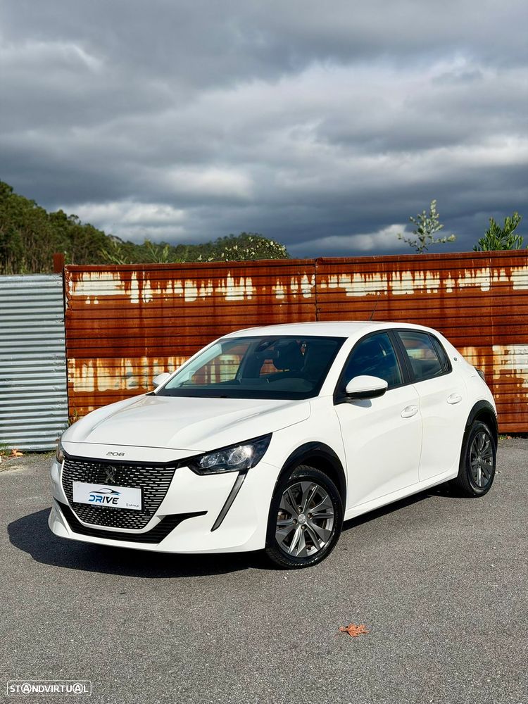 Peugeot e-208 50 kWh GT - 1