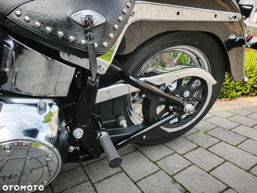 Harley-Davidson Softail Heritage Classic - 18
