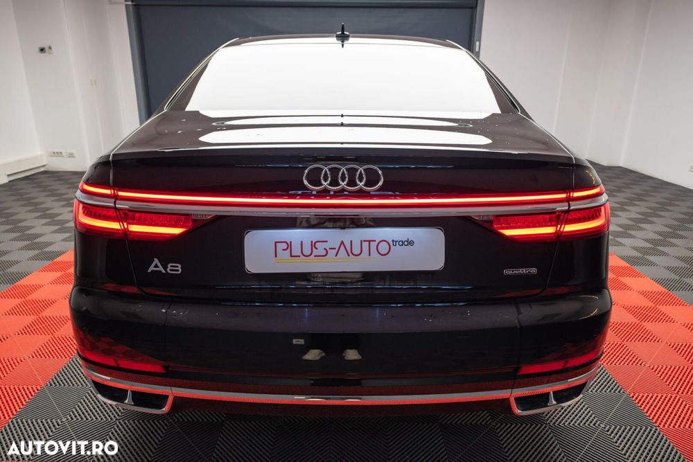 Audi A8 - 12
