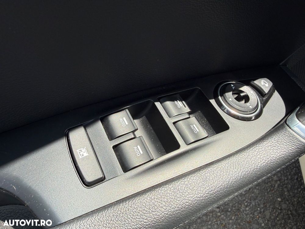 Hyundai i40 1.7 CRDI CW 7DCT Supreme+ - 17