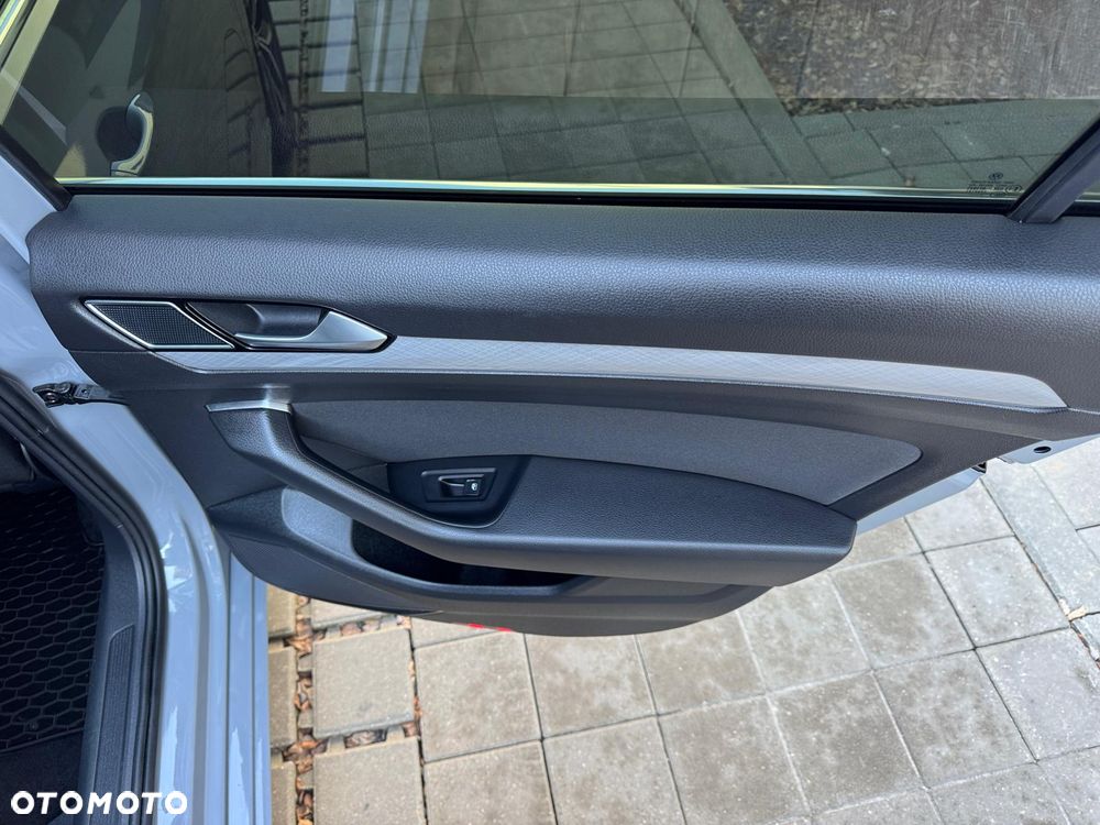 Volkswagen Passat Variant 2.0 TDI Business DSG - 32