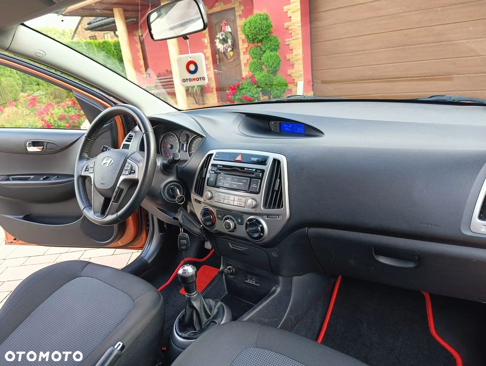 Hyundai i20 1.2 Trend - 37