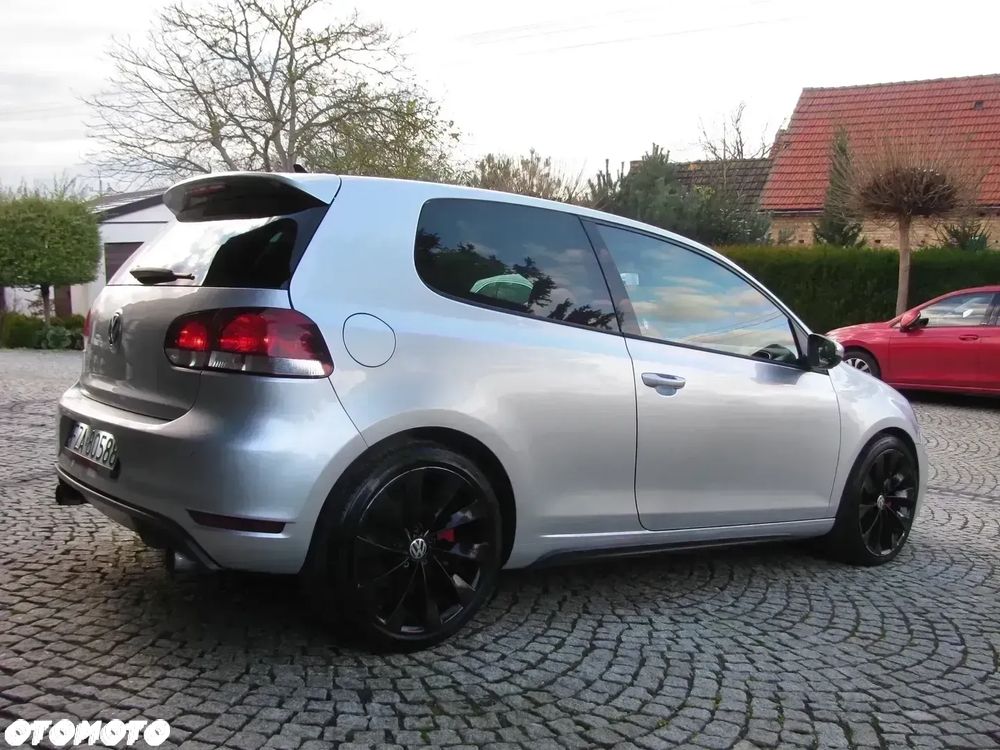 Volkswagen Golf 2.0 GTI DSG - 8