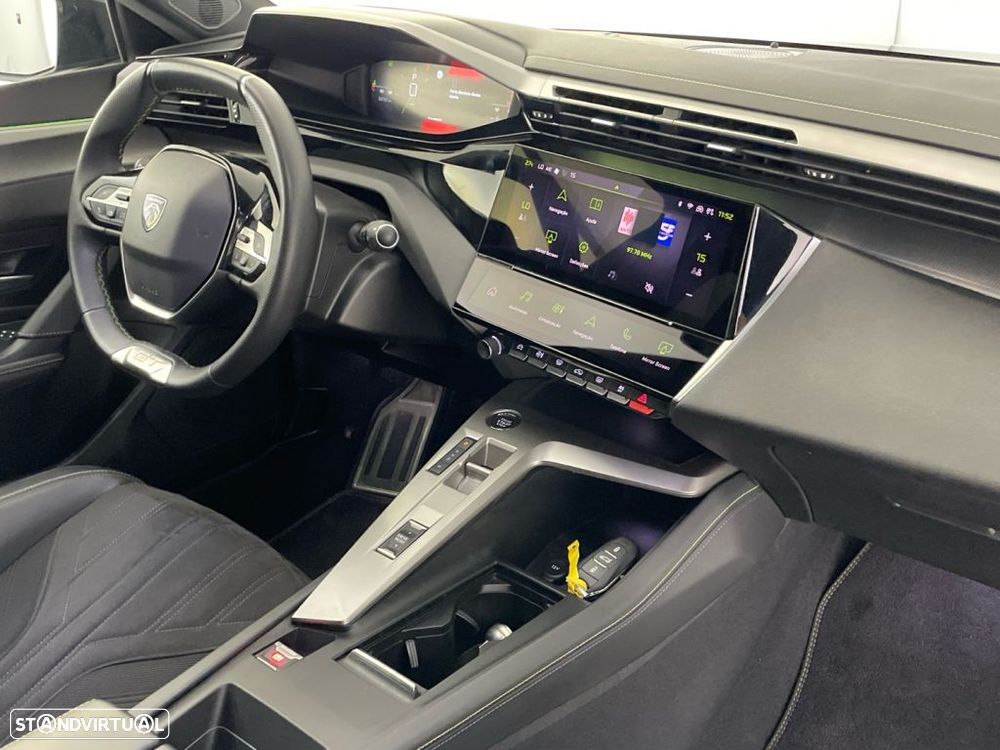 Peugeot 308 1.2 PureTech GT EAT8 - 22