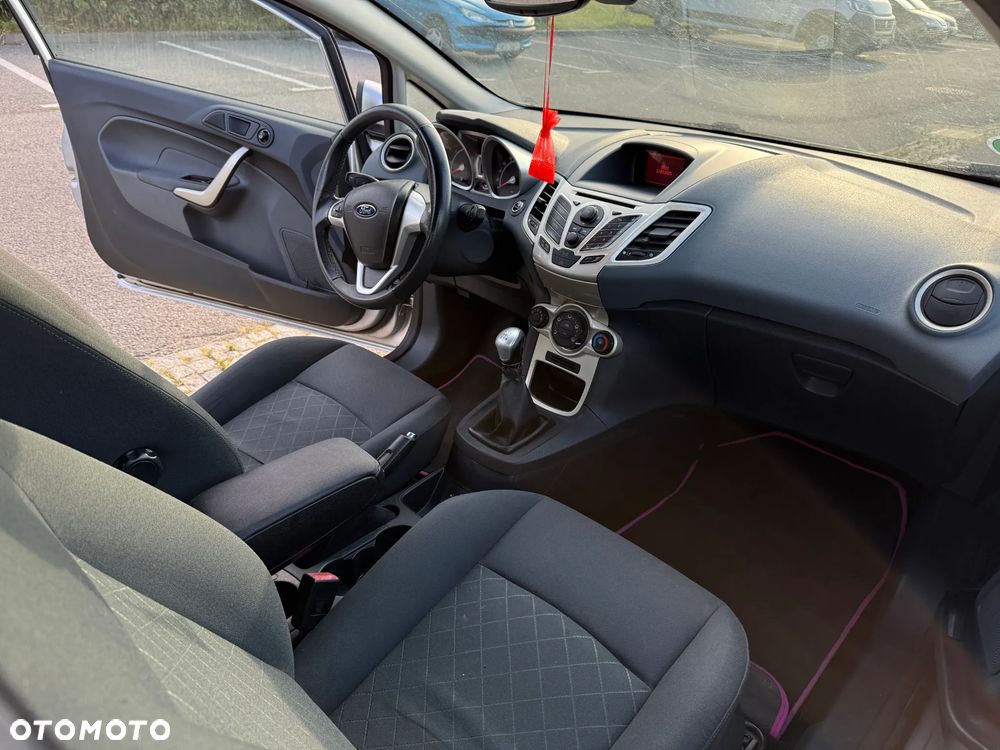 Ford Fiesta 1.25 Titanium - 20