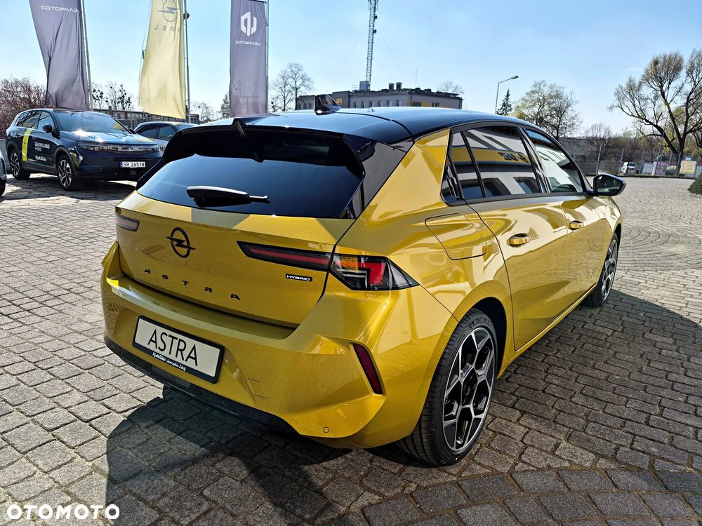 Opel Astra 1.2 T mHEV Ultimate eDTC - 4