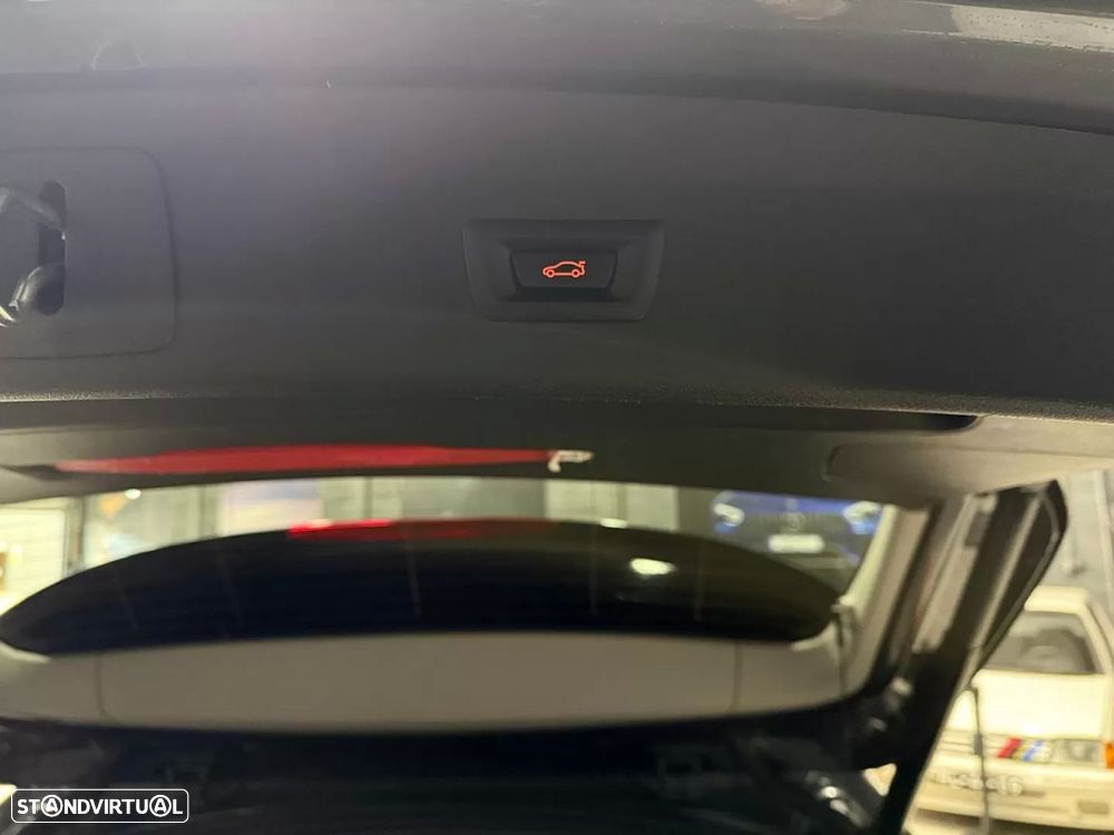 BMW X1 16 d sDrive Advantage Auto - 26