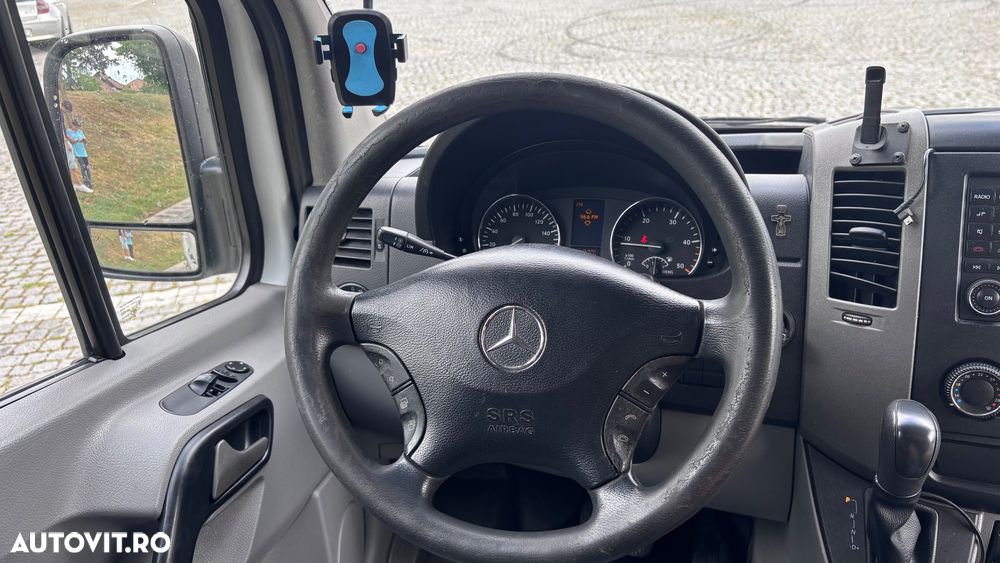 Mercedes-Benz Sprinter - 9