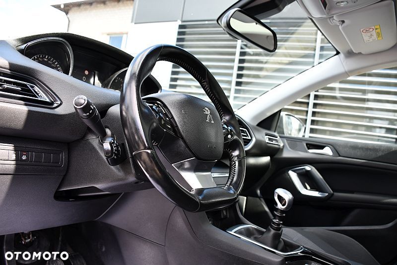 Peugeot 308 BlueHDi FAP 120 Stop & Start Allure - 11