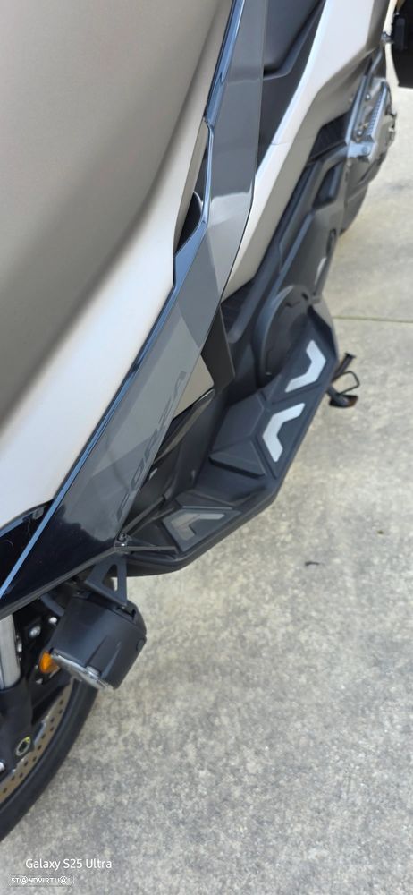 Honda Forza 750 - 10