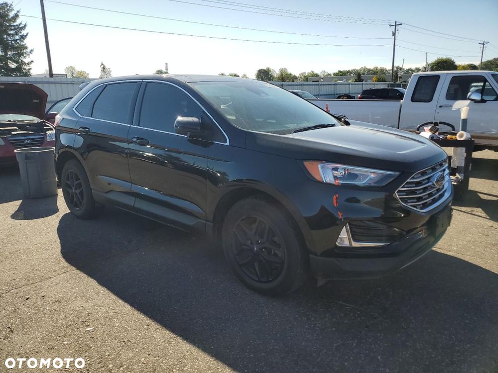 Ford Edge - 3