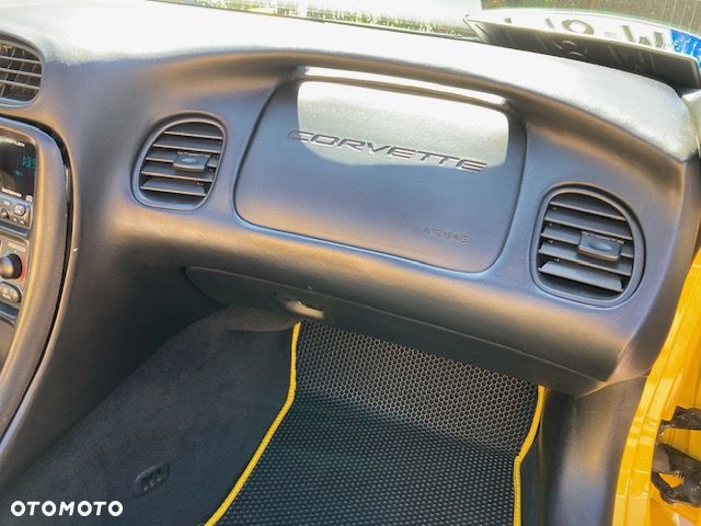Chevrolet Corvette Convertible 5.7 - 21