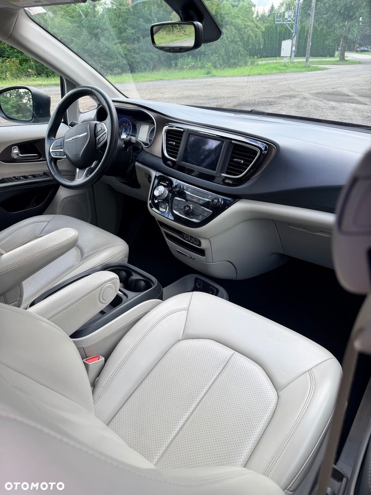 Chrysler Voyager - 12