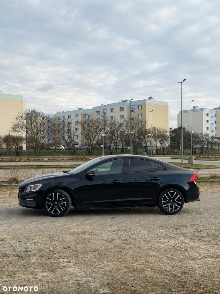 Volvo S60 T5 Geartronic RDesign - 2