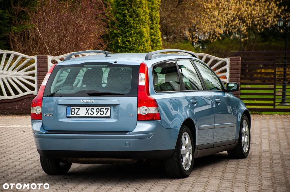 Volvo V50 2.4 Momentum - 15