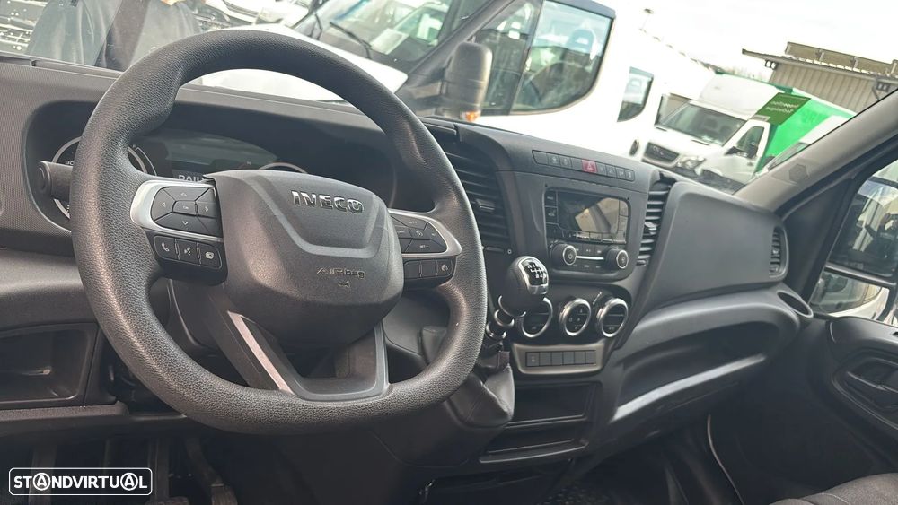 Iveco 35C16 3.0 C/PLATAFORMA - 8