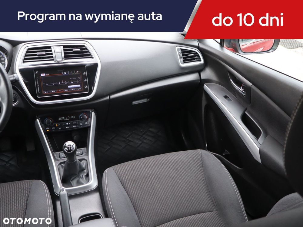 Suzuki SX4 S-Cross - 10