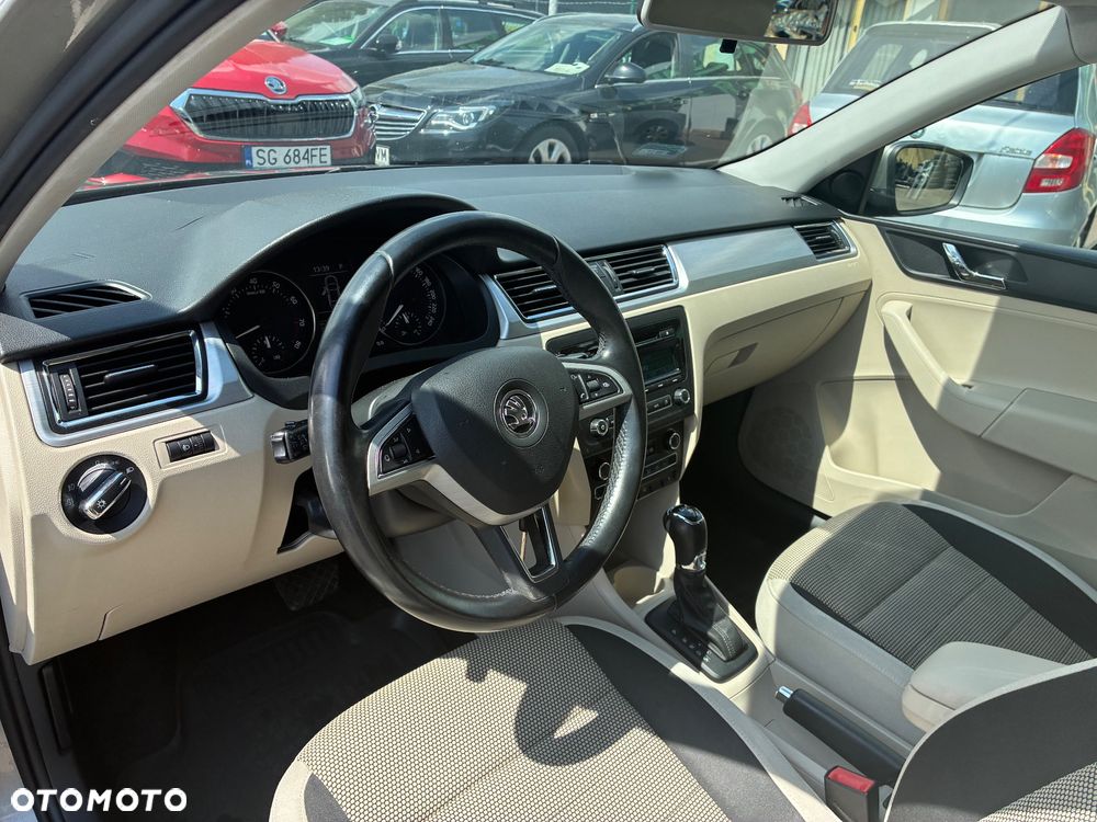 Skoda RAPID 1.4 TSI Elegance Max DSG - 13