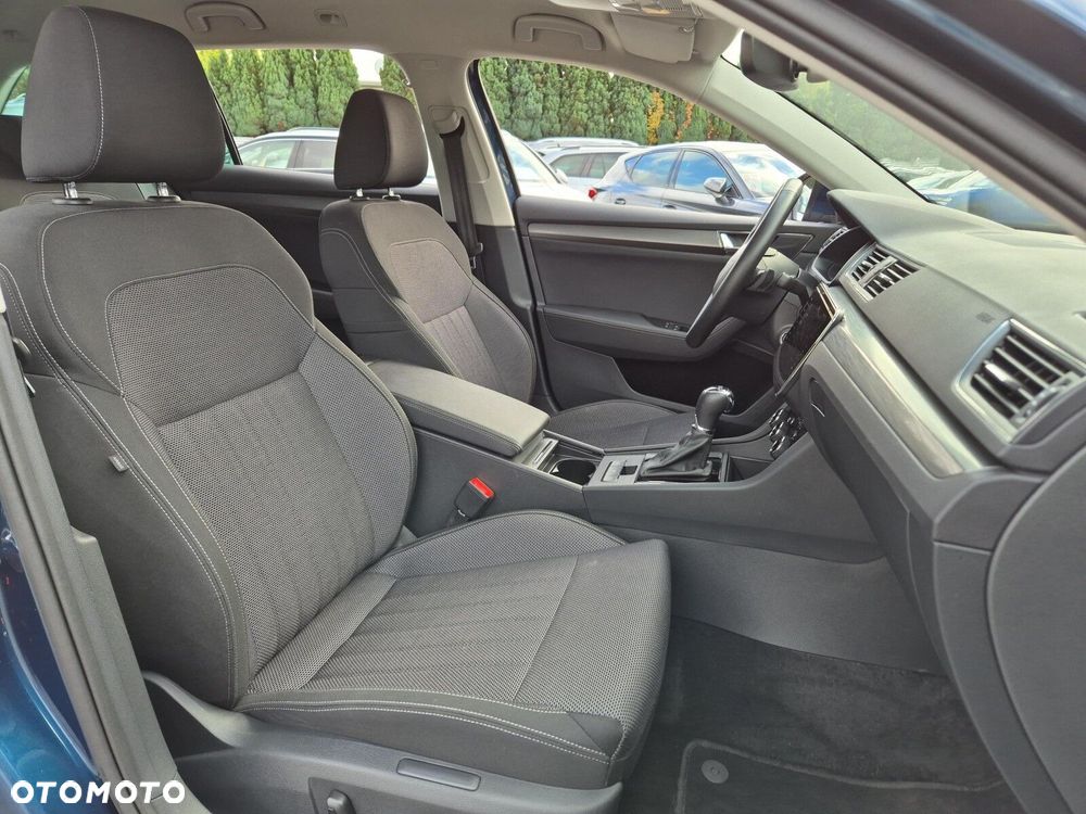 Skoda Superb 2.0 TDI SCR Style DSG - 13