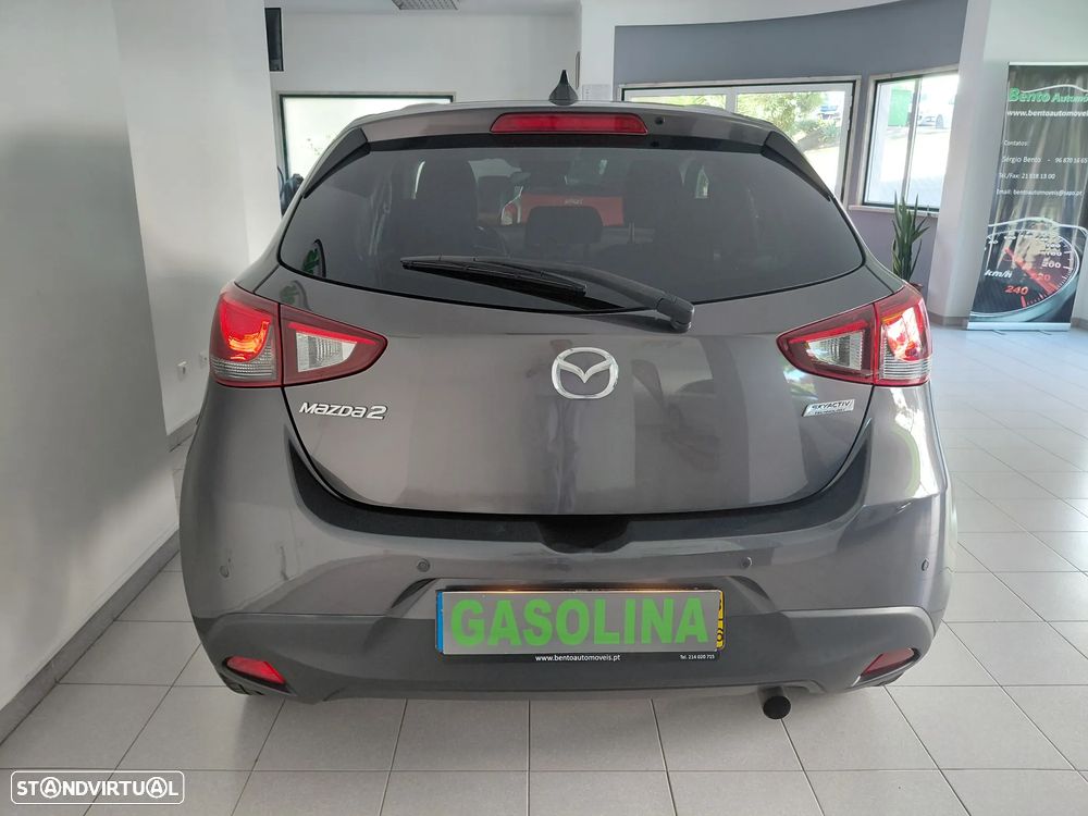 Mazda 2 1.5 Sky-G Evolve Navi - 37