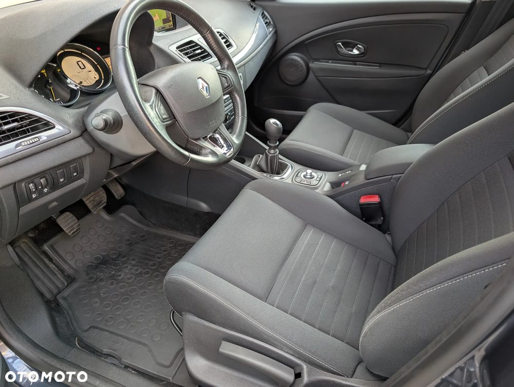 Renault Megane 1.2 16V TCe Energy Limited EU6 - 17