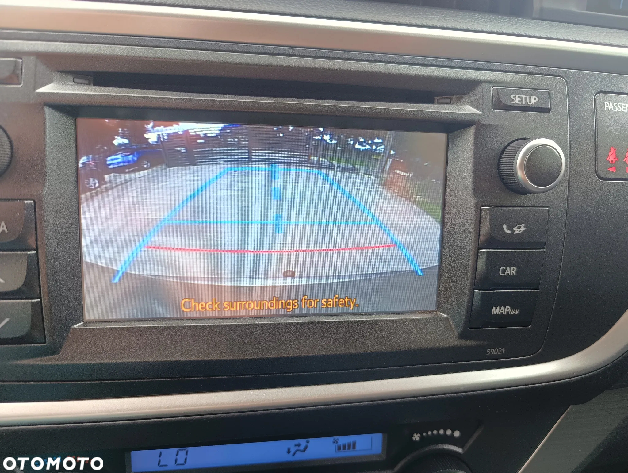 Toyota Auris 1.6 Premium - 20