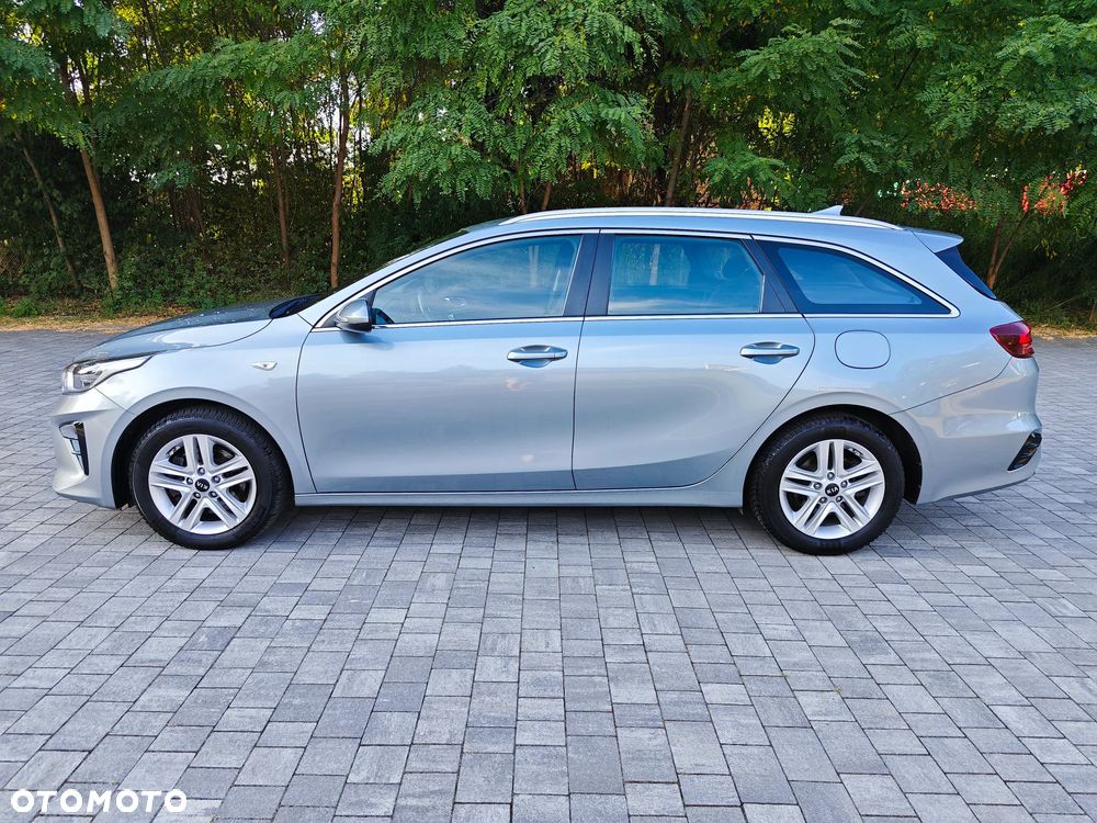Kia Ceed 1.6 CRDi DCT Spirit - 14