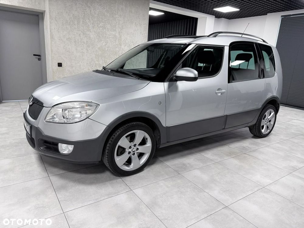 Skoda Roomster 2010 photo 2