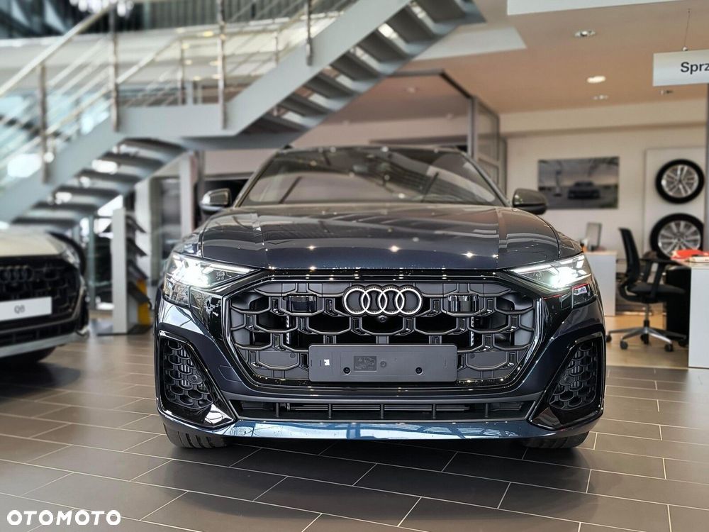 Audi Q8 - 3