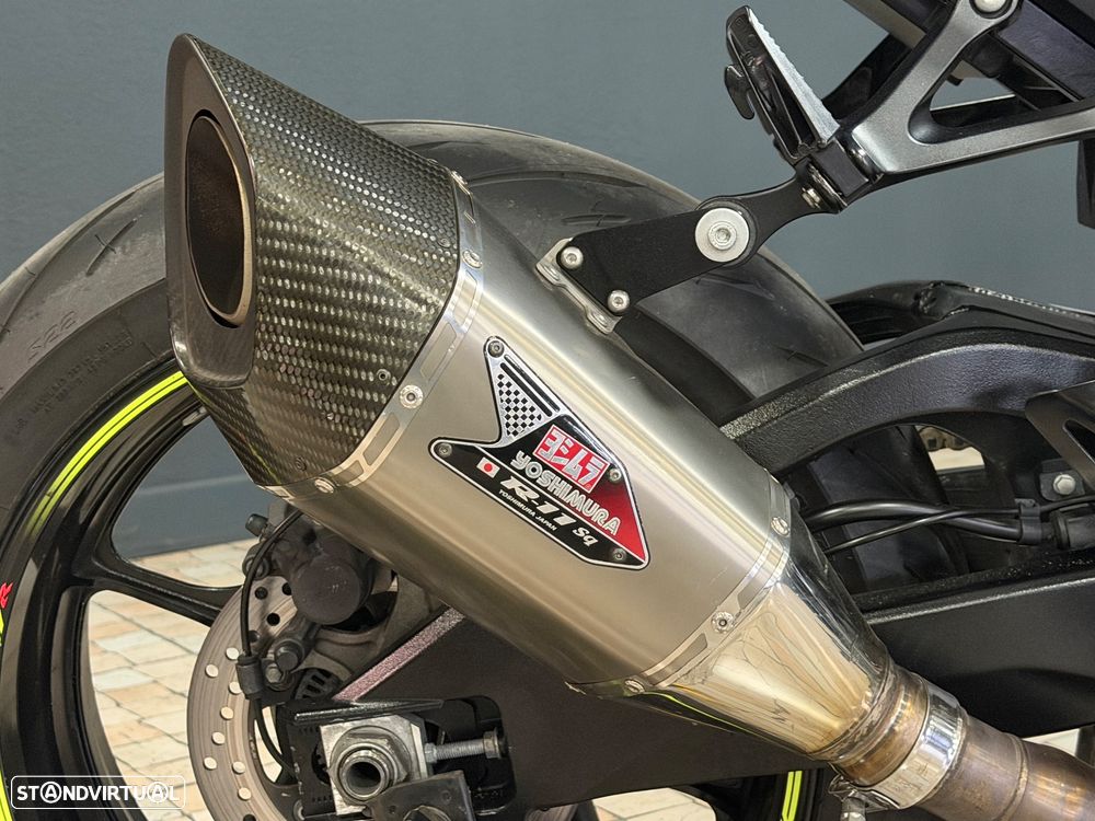 Suzuki GSX-R GSX-R 1000 L7 - 4