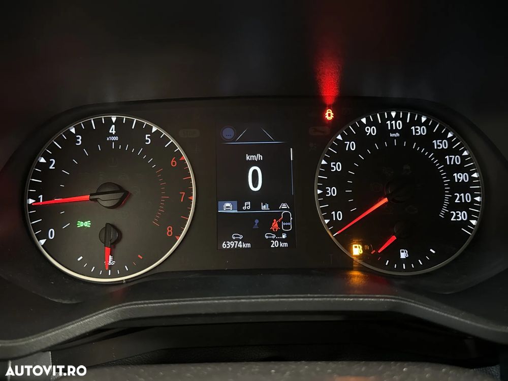 Renault Clio - 11