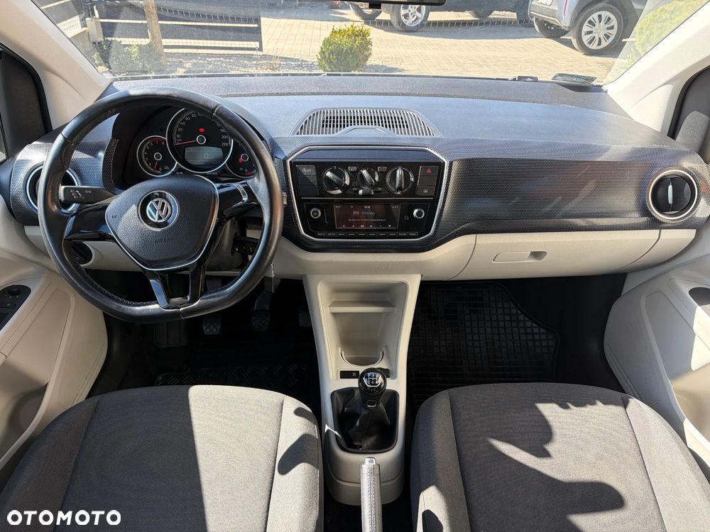Volkswagen up! 1.0 move - 10