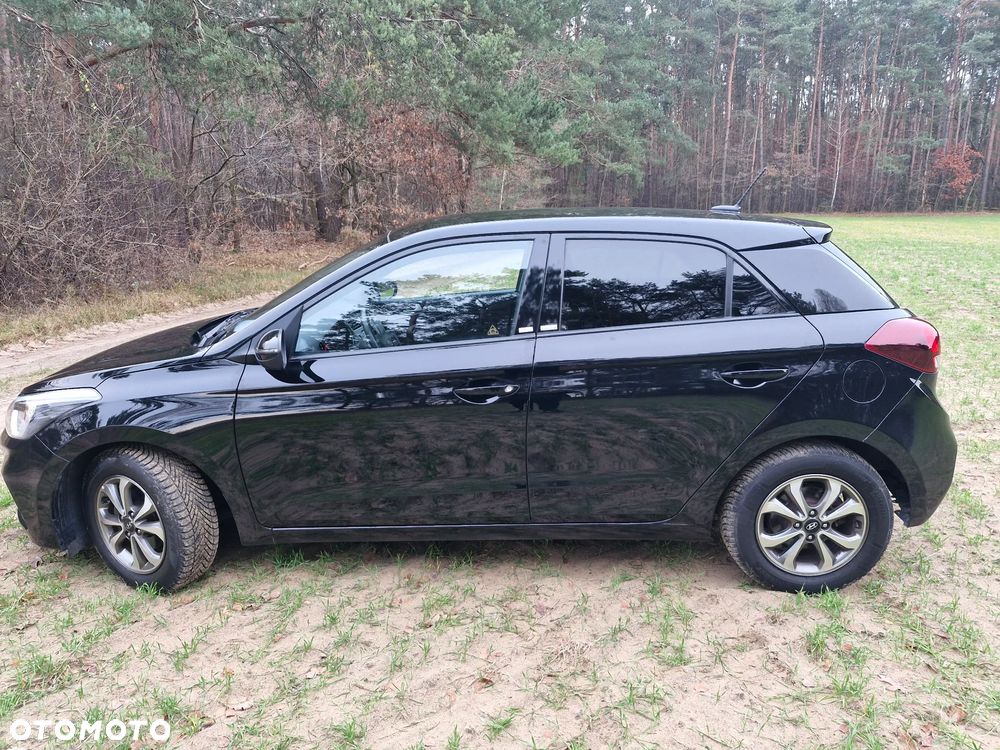 Hyundai i20 1.2 Select - 3