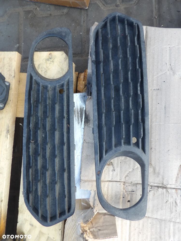 BMW - F20,F21 - KRATKA ZDERZAKA - PRZÓD - LEWA / PRAWA - CENA ZA 1 SZT - 7245869  7245870 - 2